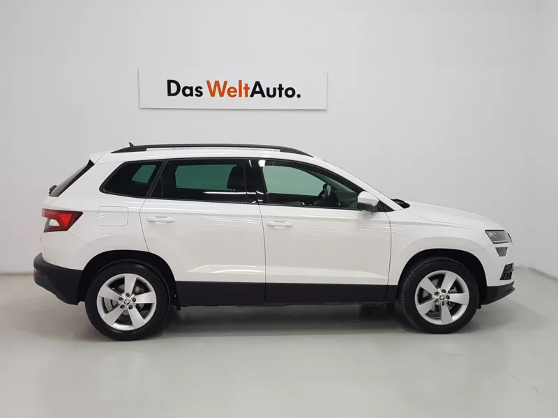 SKODA KAROQ Gasolina 2021 segunda-mano Jaén