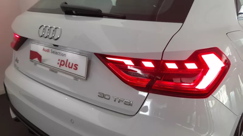 AUDI A1 Gasolina 2021 segunda-mano Jaén