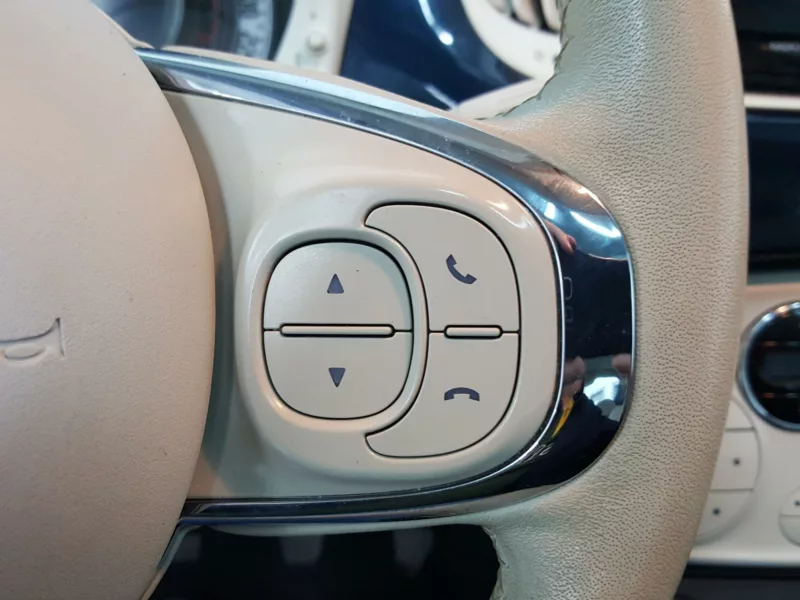 FIAT 500 Gasolina 2019 segunda-mano Jaén