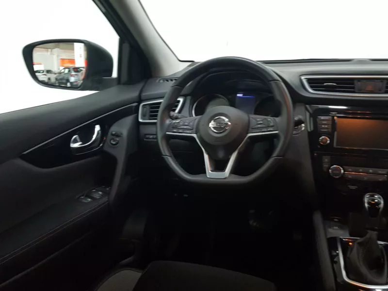 NISSAN QASHQAI Gasolina 2021 segunda-mano Jaén