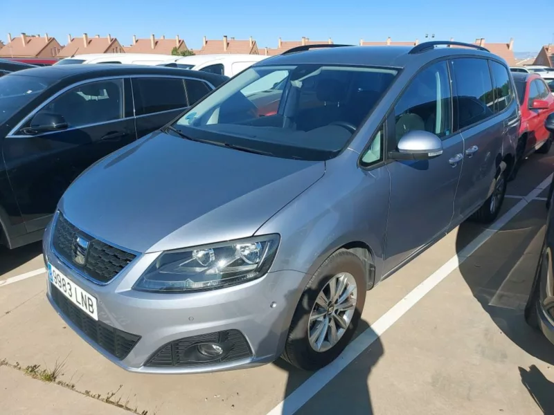 SEAT ALHAMBRA Gasolina 2021 segunda-mano Jaén