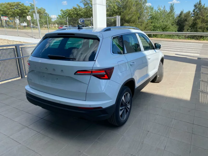 SKODA KAROQ Diesel nuevo entrega inmediata Jaén