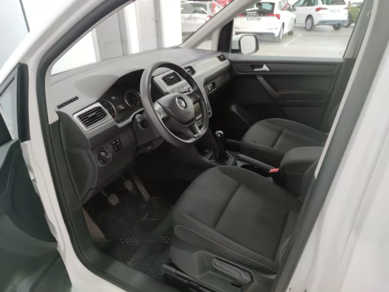 VOLKSWAGEN CADDY Diesel 2017 km 0 Jaén