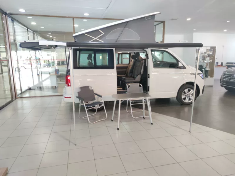 VOLKSWAGEN California Beach Tour Diesel nuevo entrega inmediata Jaén