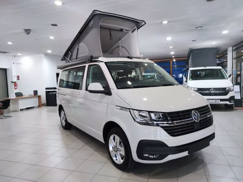 VOLKSWAGEN California Beach Tour Diesel nuevo entrega inmediata Jaén