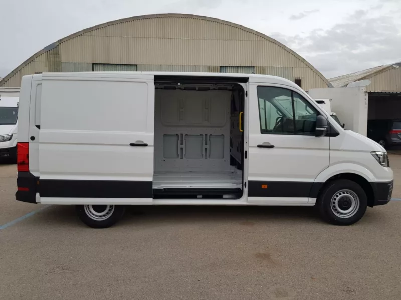 VOLKSWAGEN CRAFTER FURGON Diesel nuevo entrega inmediata Jaén