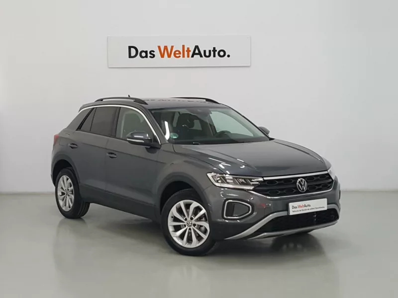 VOLKSWAGEN T-ROC Gasolina 2023 segunda-mano Jaén