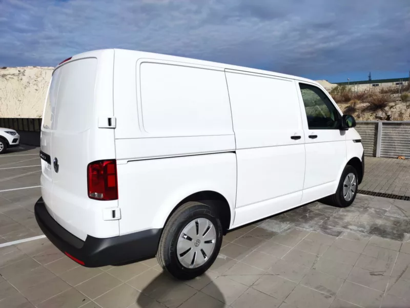 VOLKSWAGEN TRANSPORTER Diesel 2024 km 0 Jaén