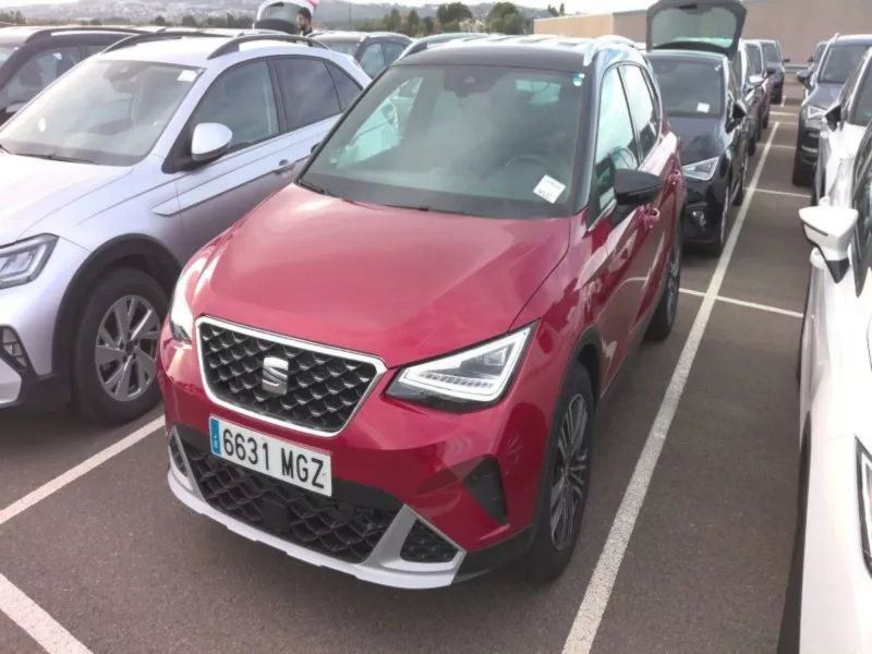 SEAT ARONA Gasolina 2023 segunda-mano Jaén