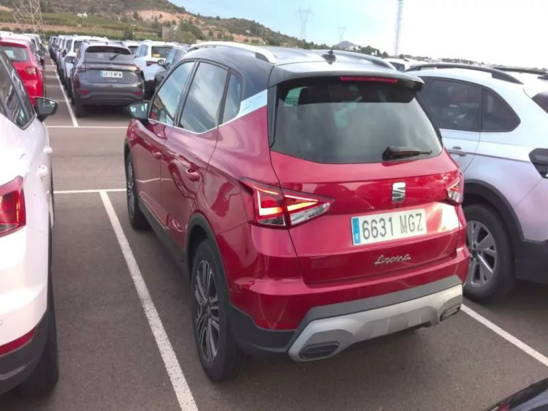 SEAT ARONA Gasolina 2023 segunda-mano Jaén