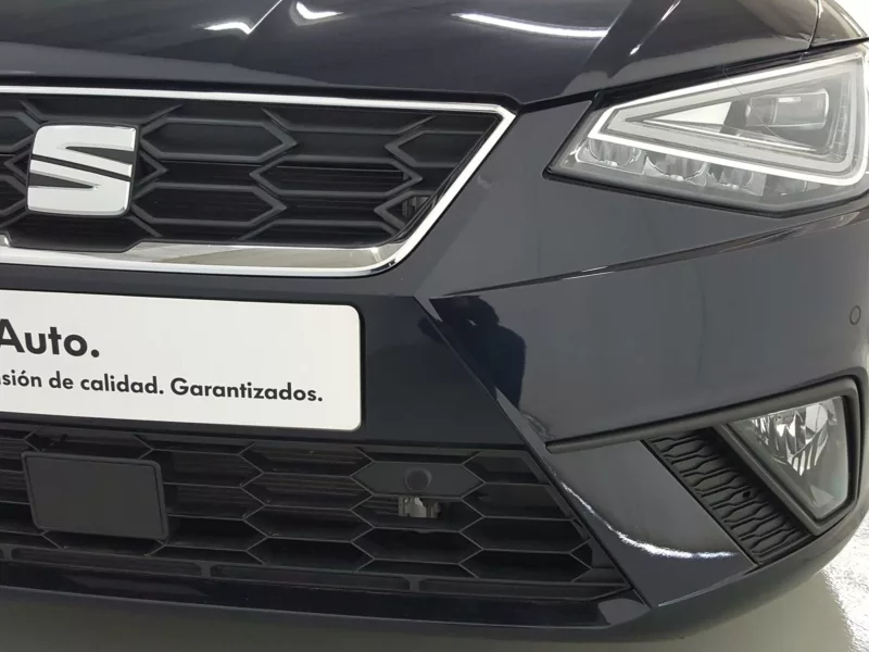 SEAT IBIZA Gasolina 2022 segunda-mano Jaén