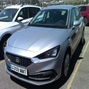 SEAT LEON Diesel 2024 segunda-mano Jaén