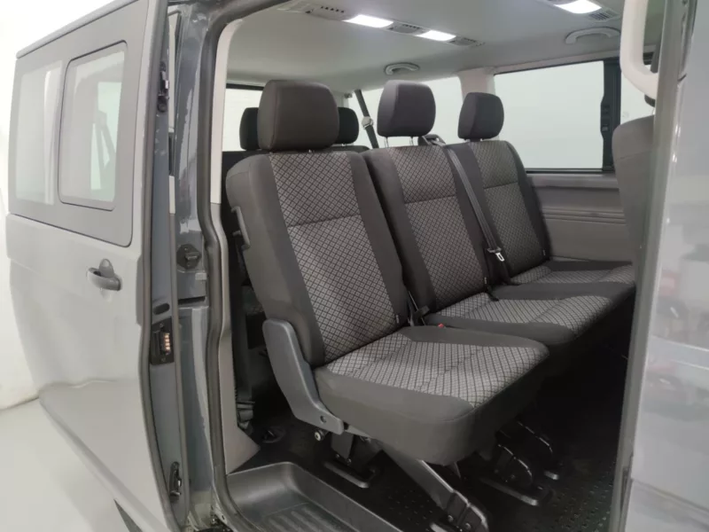 VOLKSWAGEN CARAVELLE Diesel 2023 km 0 Jaén