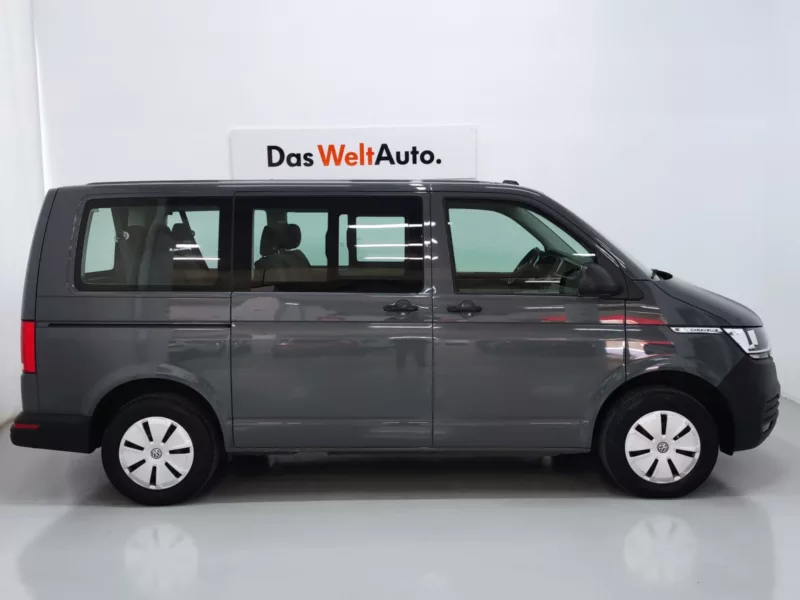 VOLKSWAGEN CARAVELLE Diesel 2023 km 0 Jaén