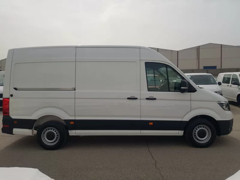 VOLKSWAGEN CRAFTER FURGON Diesel 2024 km 0 Jaén