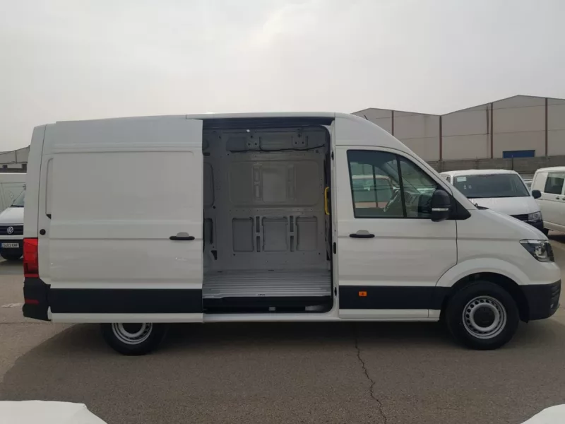 VOLKSWAGEN CRAFTER FURGON Diesel 2024 km 0 Jaén