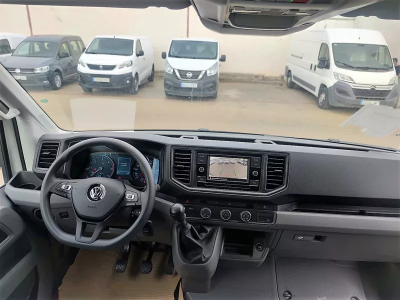 VOLKSWAGEN CRAFTER FURGON Diesel 2024 km 0 Jaén