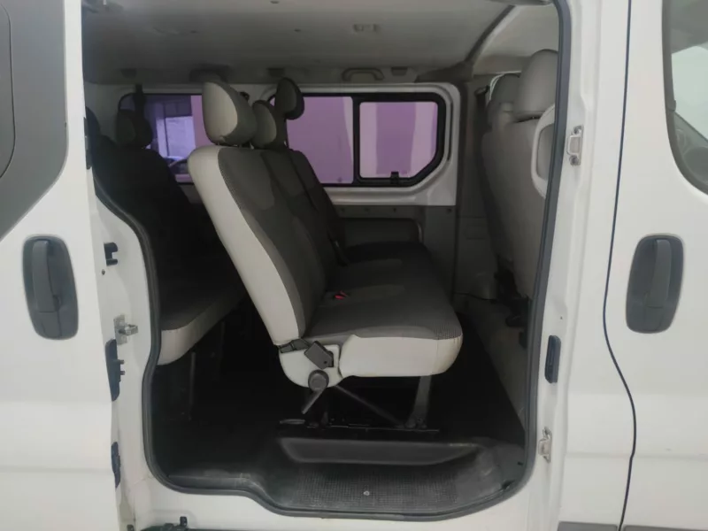 OPEL Vivaro Kombi Diesel 2014 km 0 Jaén