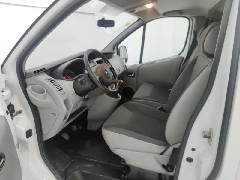 OPEL Vivaro Kombi Diesel 2014 km 0 Jaén