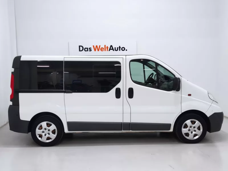 OPEL Vivaro Kombi Diesel 2014 km 0 Jaén