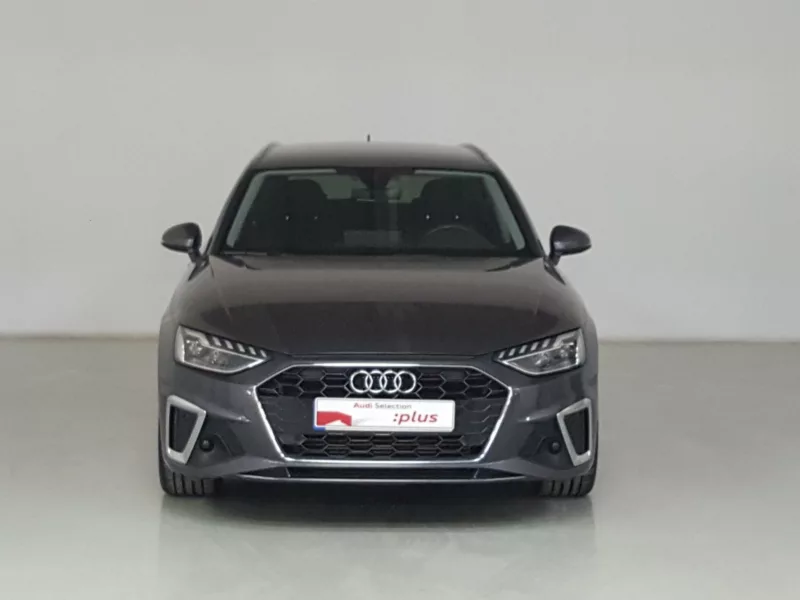 AUDI A4 AVANT Hibrido 2021 segunda-mano Jaén