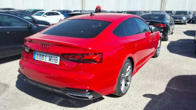 AUDI A5 SPORTBACK Hibrido 2023 segunda-mano Jaén