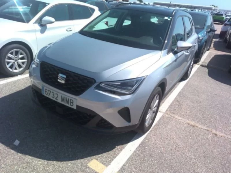 SEAT ARONA Gasolina 2023 segunda-mano Jaén