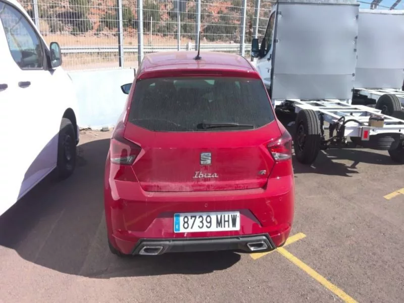 SEAT IBIZA Gasolina 2023 segunda-mano Jaén