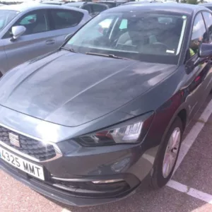 SEAT LEON Diesel 2024 segunda-mano Jaén