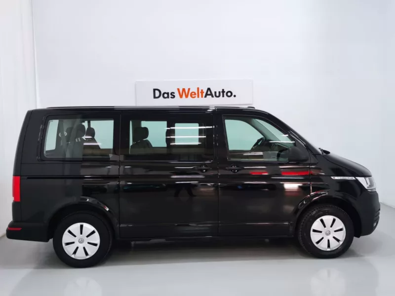 VOLKSWAGEN CARAVELLE Diesel 2023 km 0 Jaén