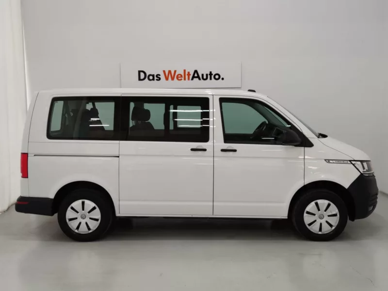 VOLKSWAGEN CARAVELLE Diesel 2023 km 0 Jaén