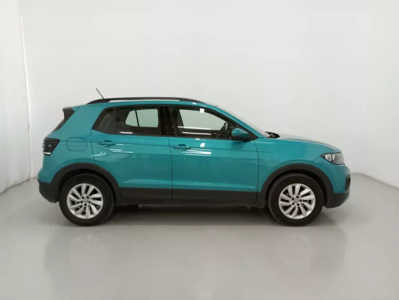 VOLKSWAGEN T-CROSS Gasolina 2020 segunda-mano Jaén