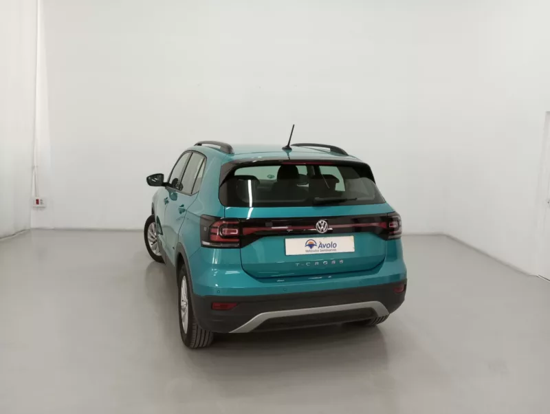 VOLKSWAGEN T-CROSS Gasolina 2020 segunda-mano Jaén