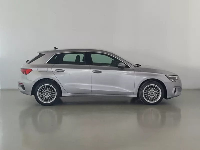 AUDI A3 SPORTBACK Hibrido 2023 segunda-mano Jaén