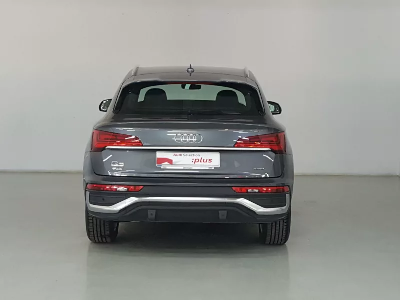 AUDI Q5 Sportback Hibrido 2023 segunda-mano Jaén