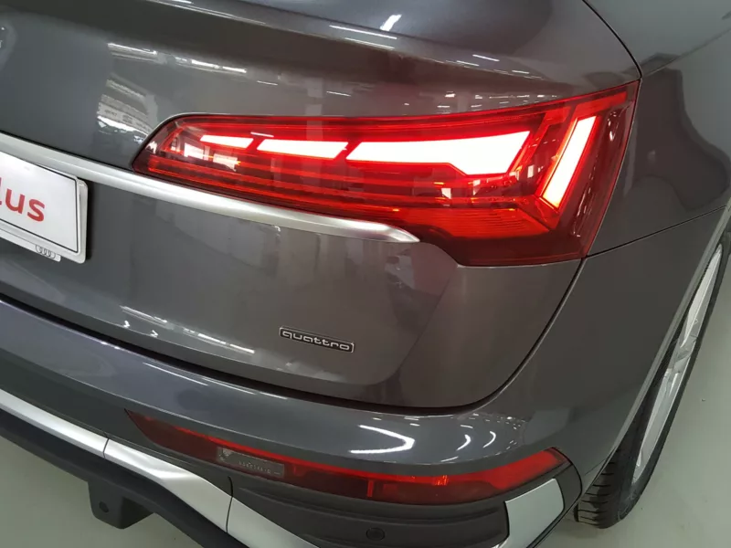 AUDI Q5 Sportback Hibrido 2023 segunda-mano Jaén