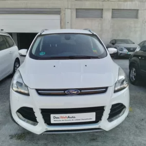 FORD KUGA Gasolina 2015 segunda-mano Jaén