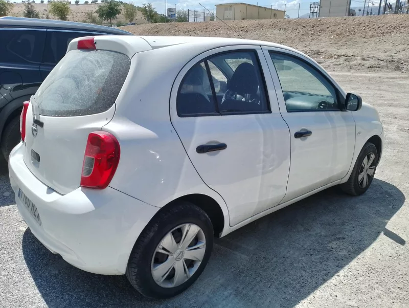 NISSAN MICRA Gasolina 2014 segunda-mano Jaén