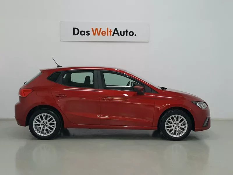 SEAT IBIZA Gasolina 2020 segunda-mano Jaén