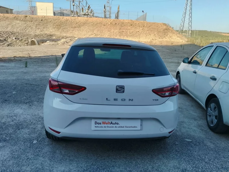 SEAT LEON Diesel 2017 segunda-mano Jaén