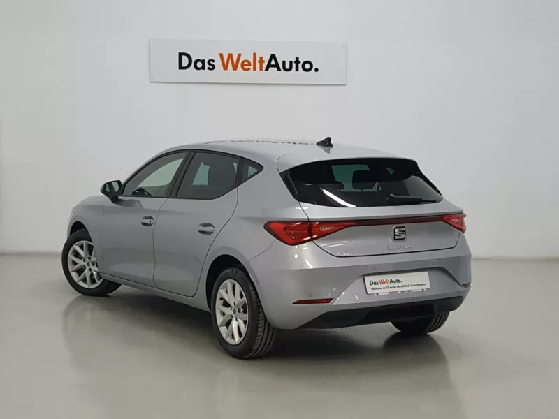 SEAT LEON Diesel 2024 segunda-mano Jaén