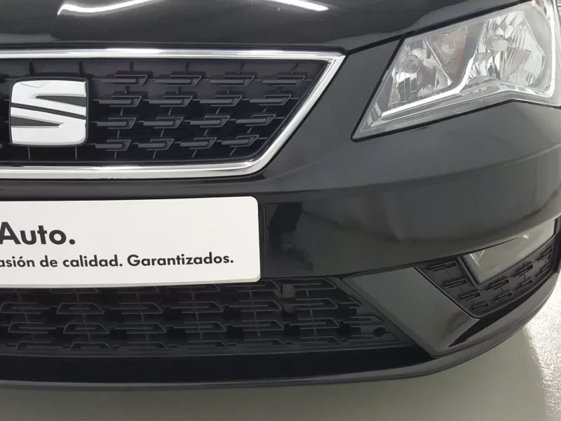 SEAT LEON Gasolina 2018 segunda-mano Jaén