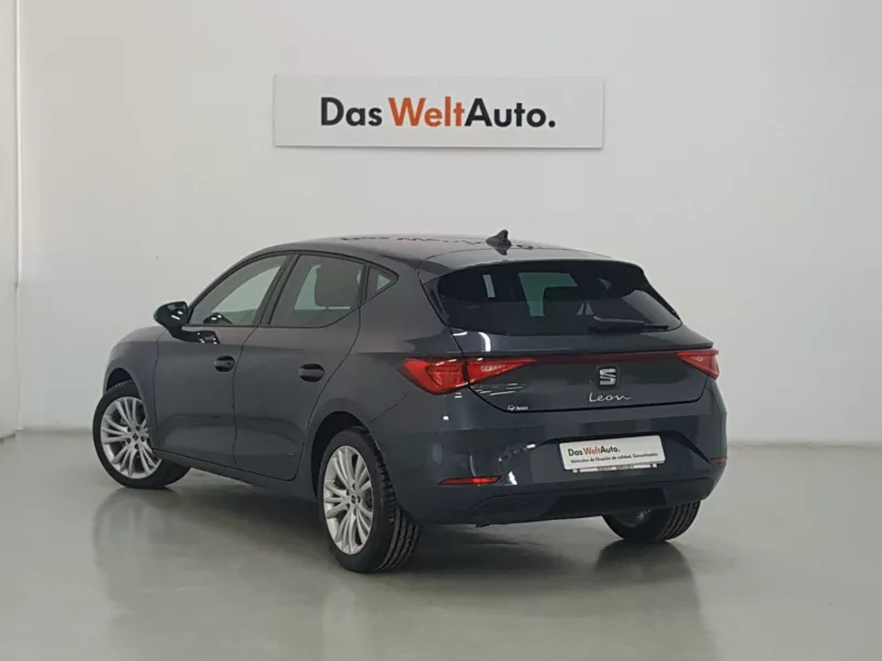 SEAT LEON Hibrido 2024 segunda-mano Jaén