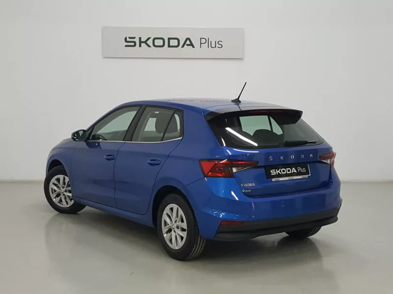 SKODA FABIA Gasolina 2022 segunda-mano Jaén