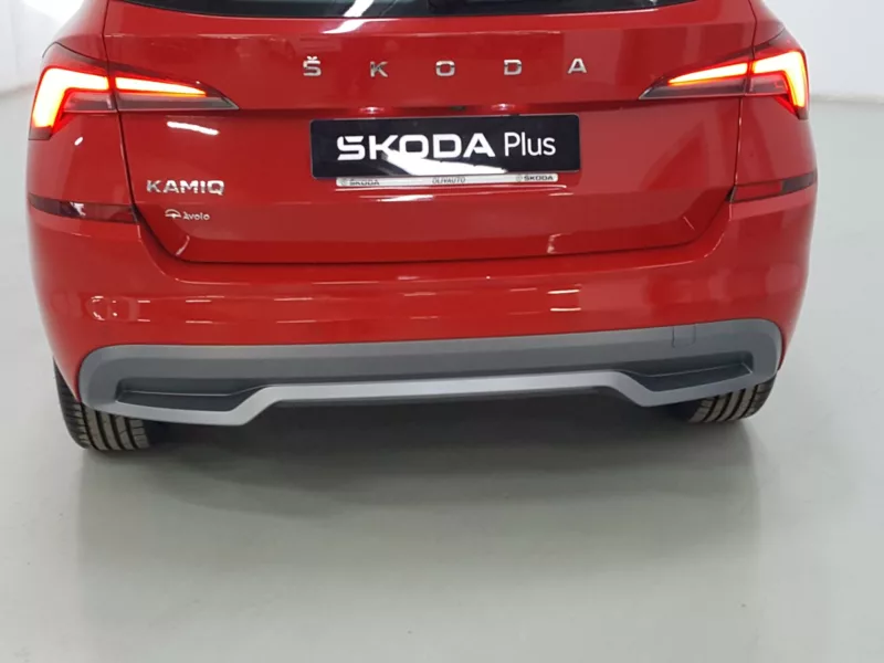 SKODA KAMIQ Gasolina 2020 segunda-mano Jaén