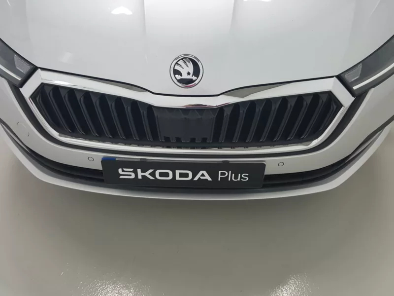 SKODA OCTAVIA Diesel 2021 segunda-mano Jaén