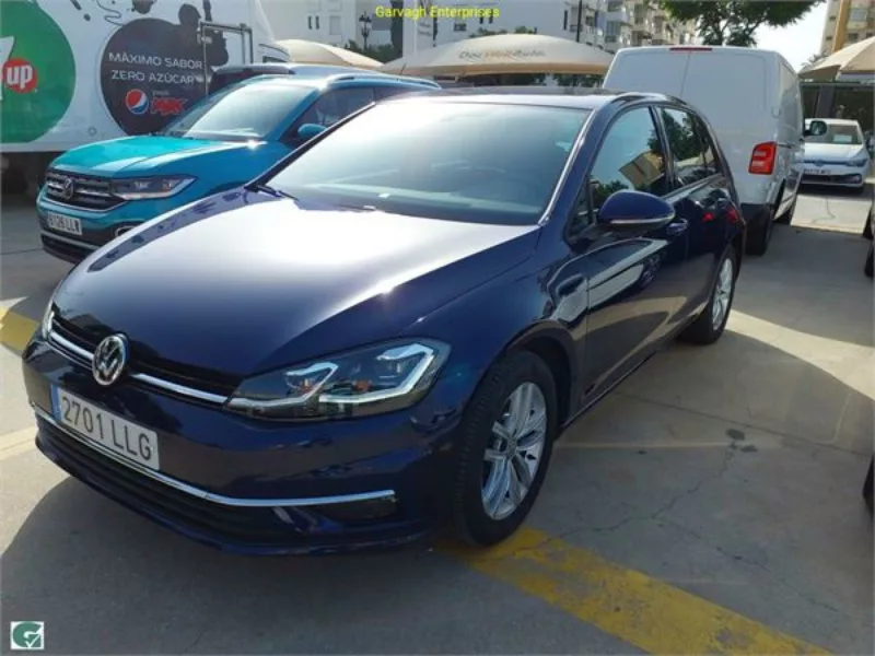 VOLKSWAGEN GOLF Gasolina 2020 segunda-mano Jaén