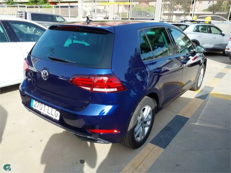 VOLKSWAGEN GOLF Gasolina 2020 segunda-mano Jaén