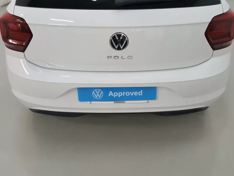 VOLKSWAGEN POLO Gasolina 2021 segunda-mano Jaén