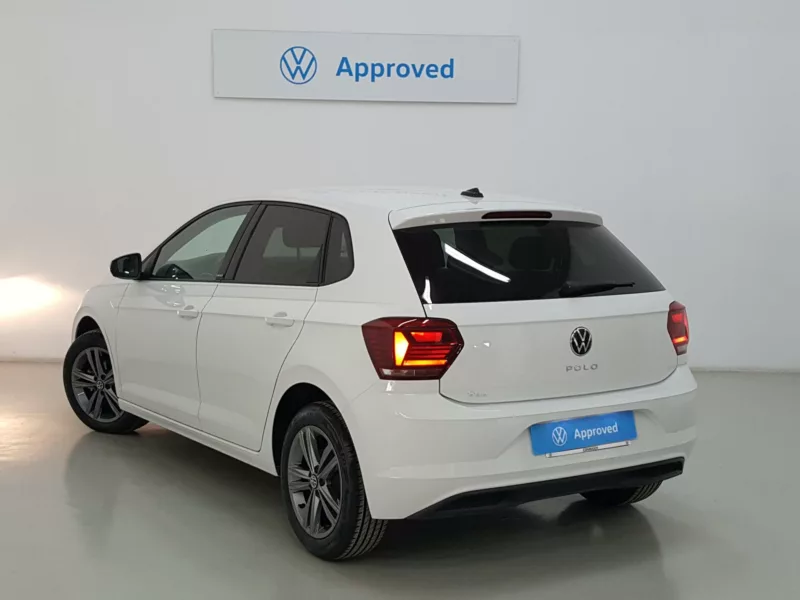 VOLKSWAGEN POLO Gasolina 2021 segunda-mano Jaén